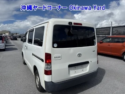 Toyota LiteAce Van
