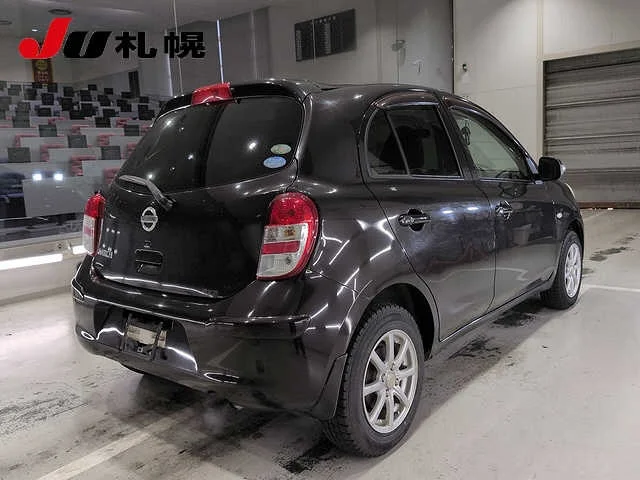 Nissan March 2011