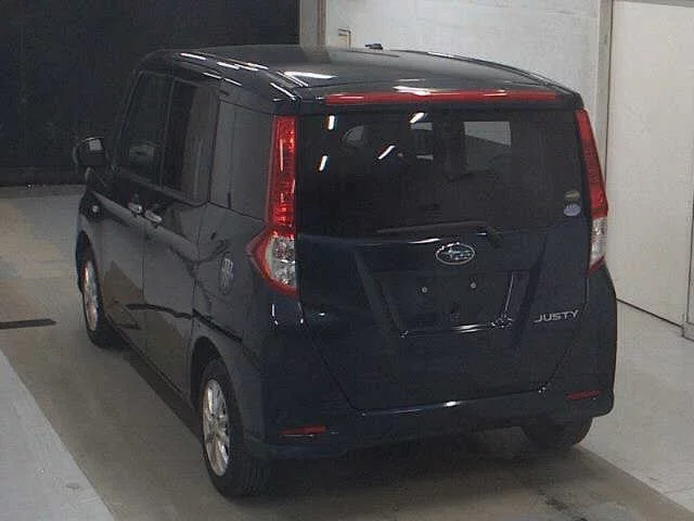 Subaru Justy  с аукциона в Японии