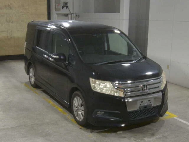 Honda Stepwgn 2011