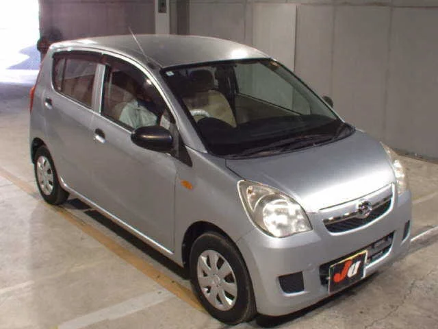 Daihatsu Mira 2012