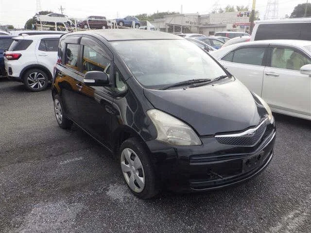 Toyota Ractis 2007