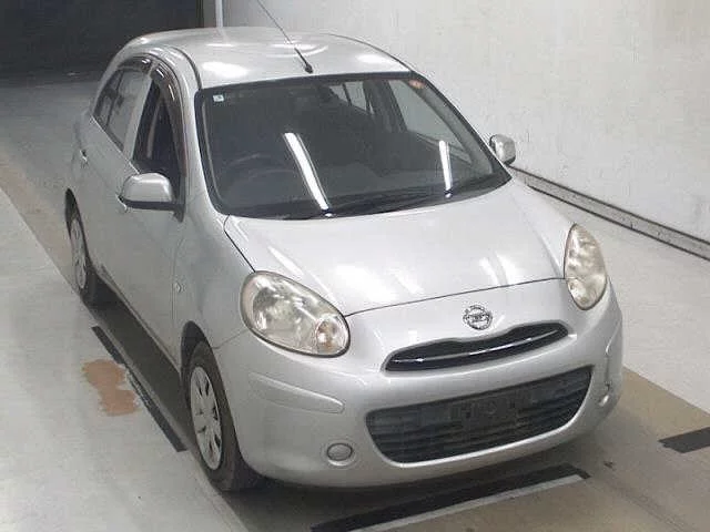 Nissan March 2011