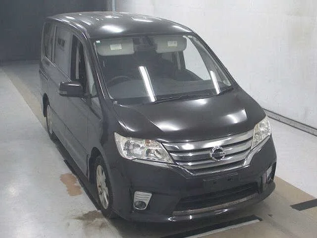 Nissan Serena 2011