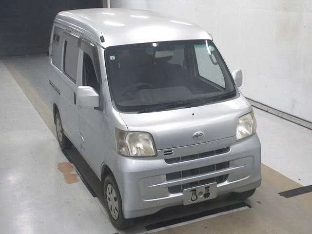 Daihatsu Hijet Cargo 2012