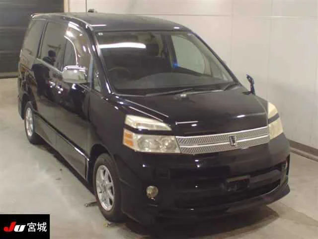 Toyota Voxy 2005