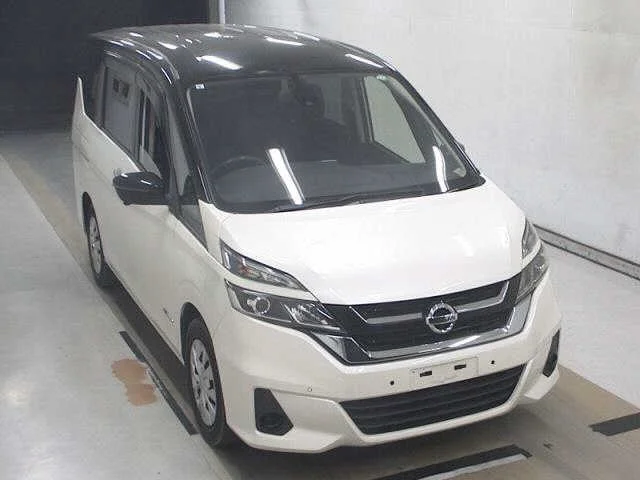 Nissan Serena  с аукциона в Японии