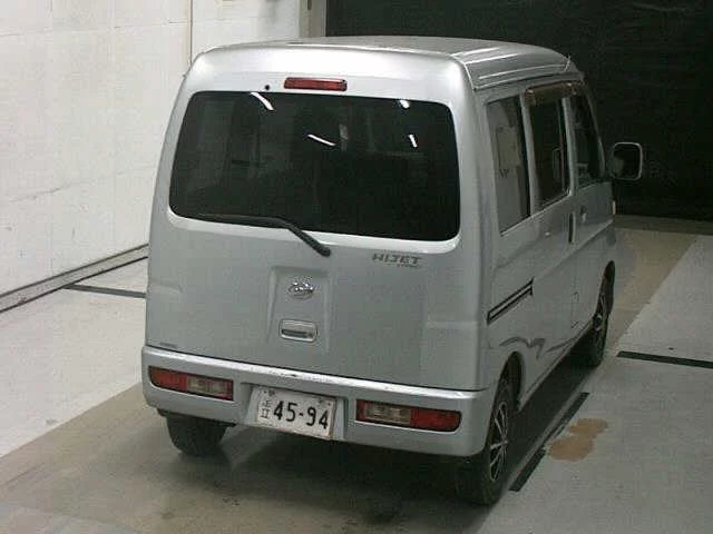 Daihatsu Hijet Cargo  с аукциона в Японии