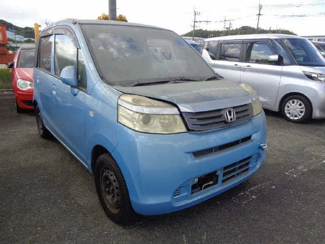 Honda Life 2011