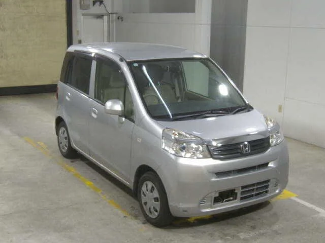 Honda Life 2011