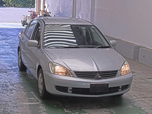Mitsubishi Lancer  с аукциона в Японии