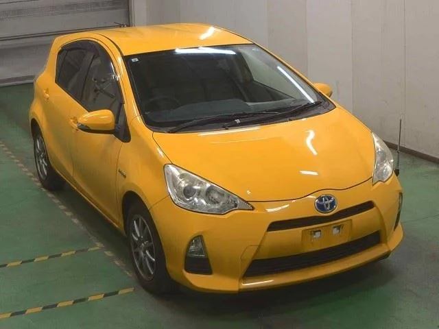 Toyota Aqua 2013