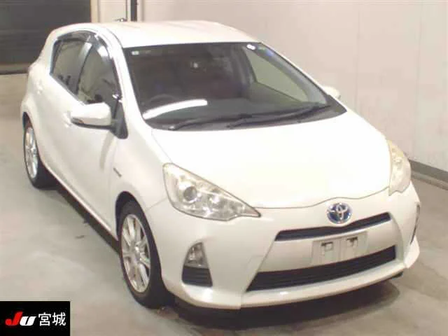 Toyota Aqua 2013