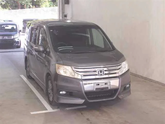 Honda Stepwgn 2010