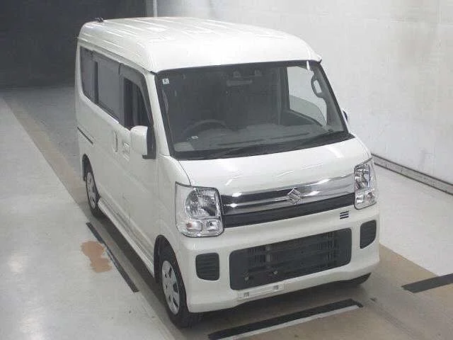 Suzuki Every 2024