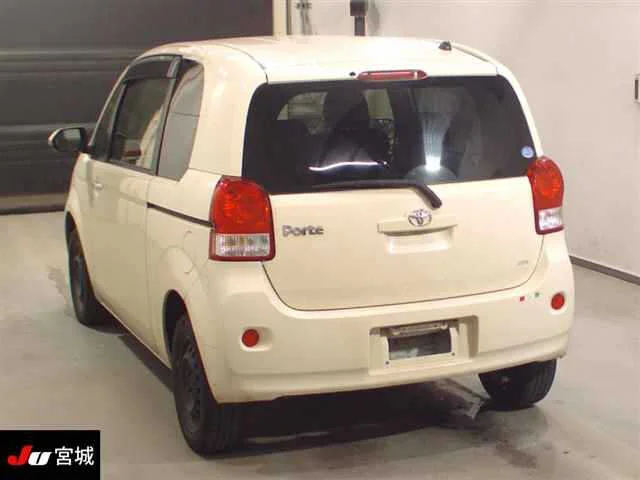 Toyota Porte  с аукциона в Японии