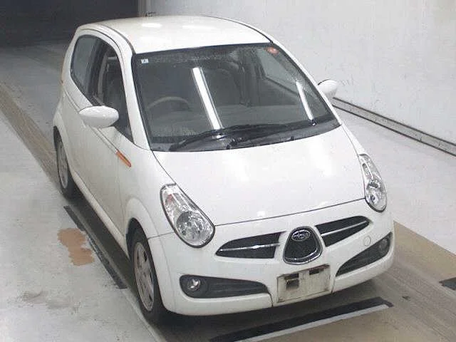 Subaru R2 2004