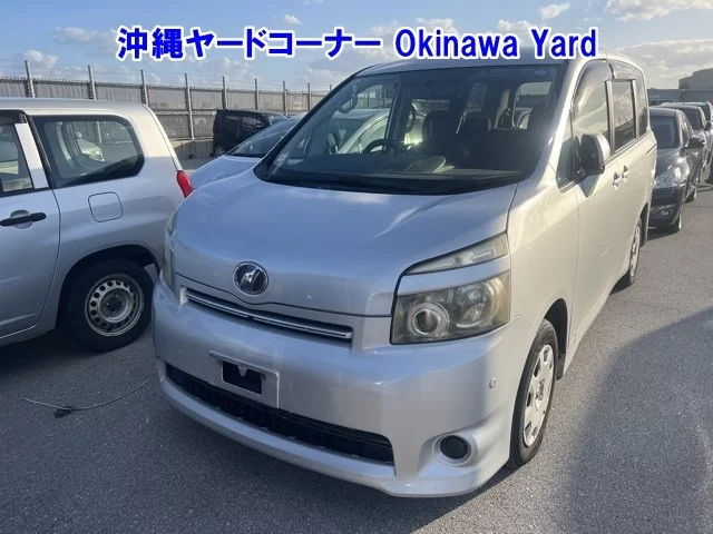 Toyota Voxy 2007