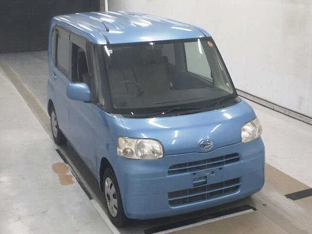 Daihatsu Tanto 2009