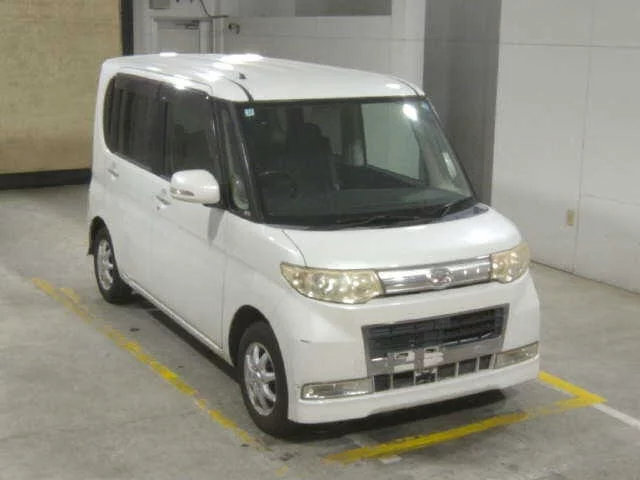 Daihatsu Tanto 2009