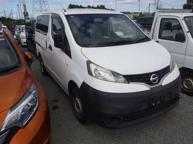 Nissan NV200 2017