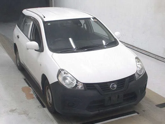 Nissan AD 2018