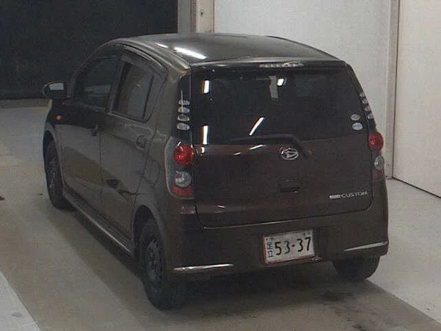 Daihatsu Mira  с аукциона в Японии
