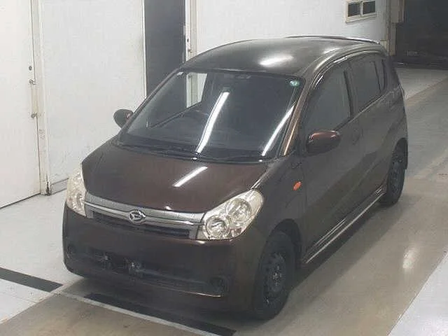 Daihatsu Mira  с аукциона в Японии
