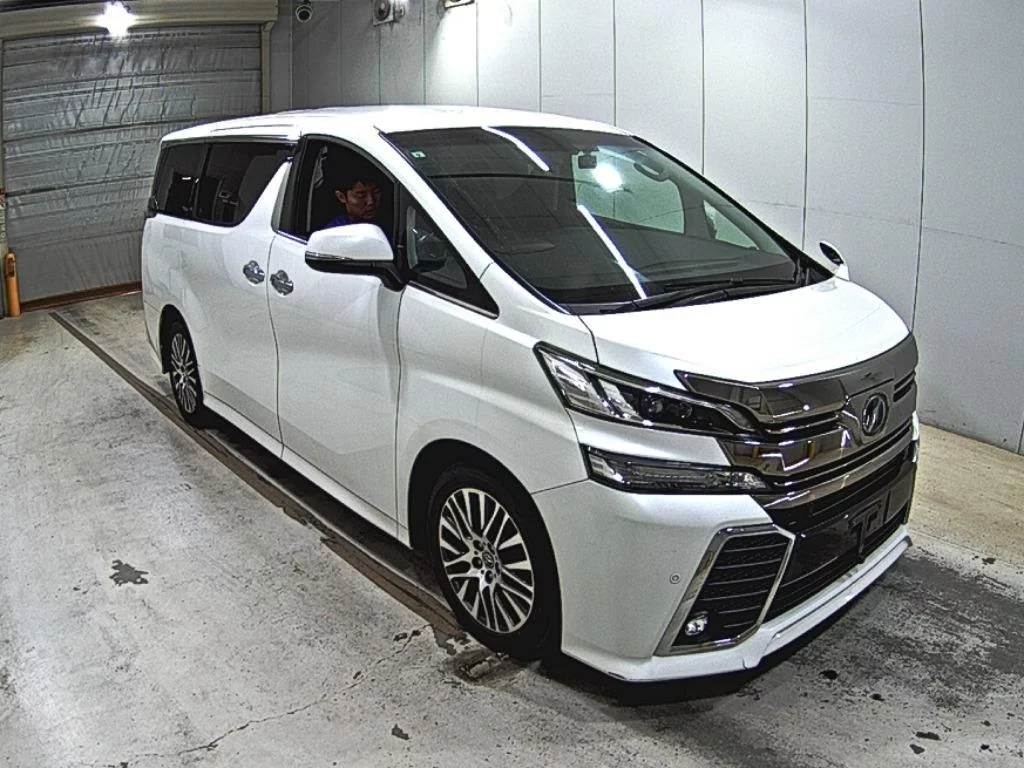 Toyota Vellfire 2015