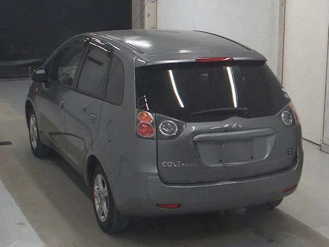 Mitsubishi Colt  с аукциона в Японии