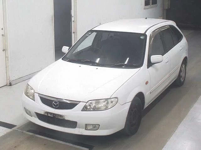 Mazda Familia  с аукциона в Японии