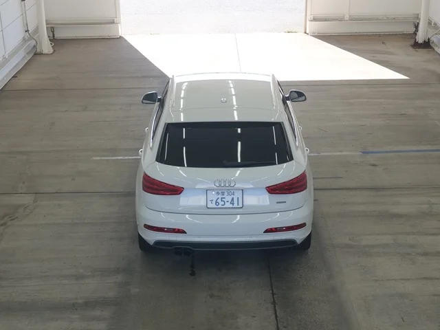 Audi Q3  с аукциона в Японии