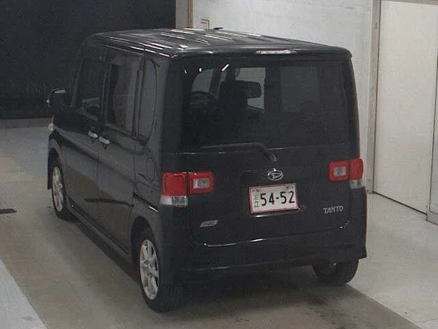 Daihatsu Tanto 2013