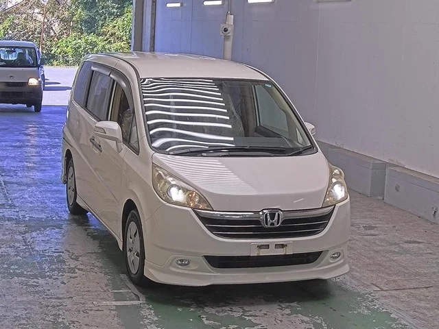 Honda Stepwgn 2005