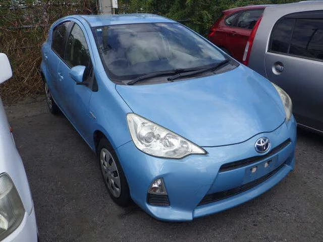 Toyota Aqua 2012