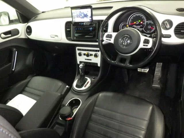 Volkswagen Beetle  с аукциона в Японии