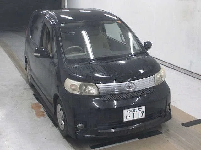 Toyota Porte 2008