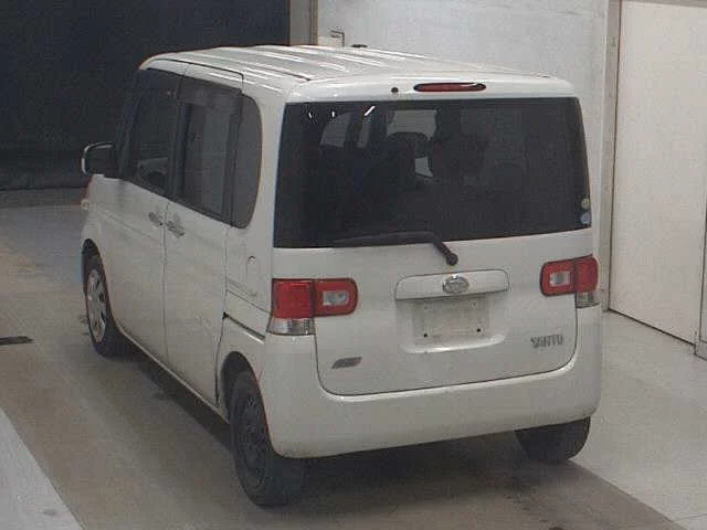 Daihatsu Tanto 2012