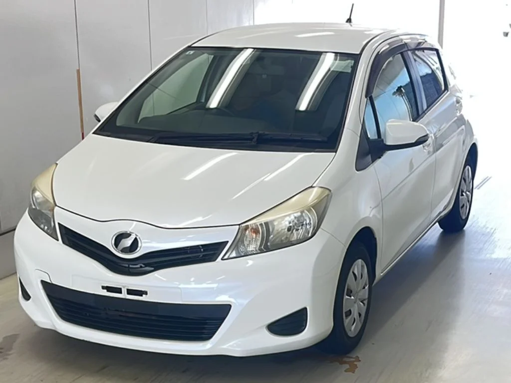 Toyota Vitz 2012