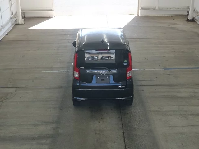 Daihatsu Move 2015