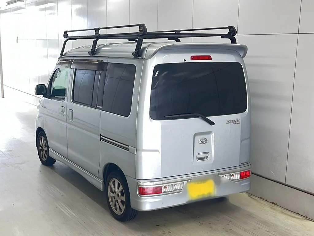 Daihatsu Atrai 2010
