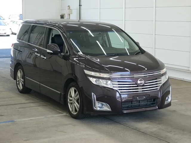 Nissan Elgrand 2012