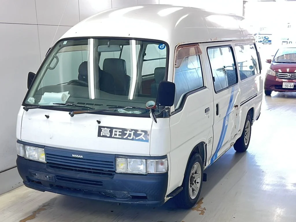 Nissan Caravan 2001