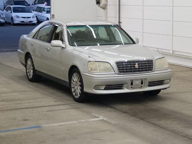 Toyota Crown 2000