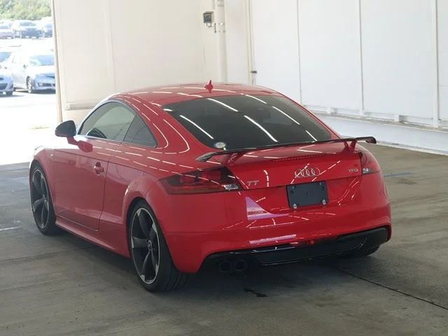 Audi TT  с аукциона в Японии