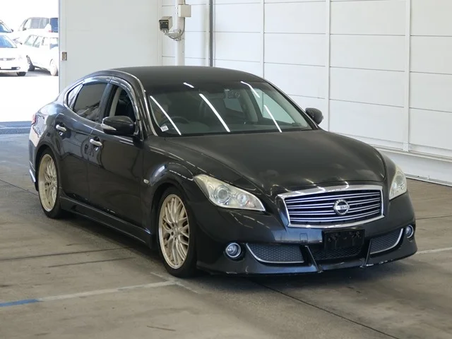 Nissan Fuga 2010