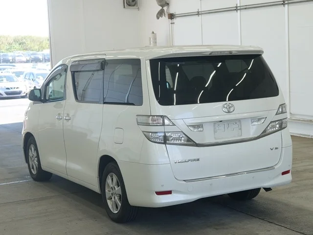 Toyota Vellfire  с аукциона в Японии