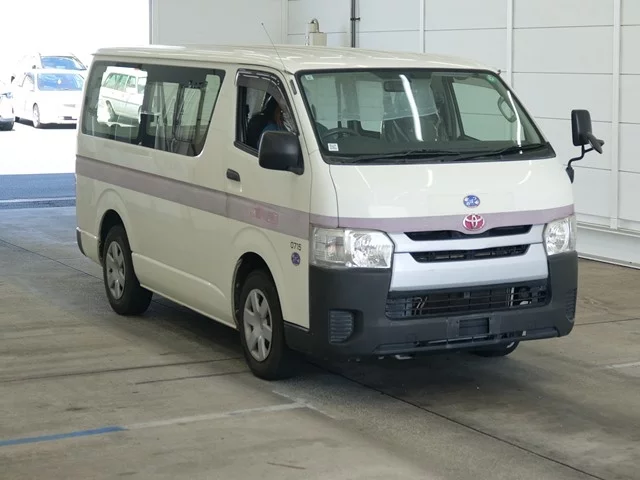 Toyota HiAce Van 2015