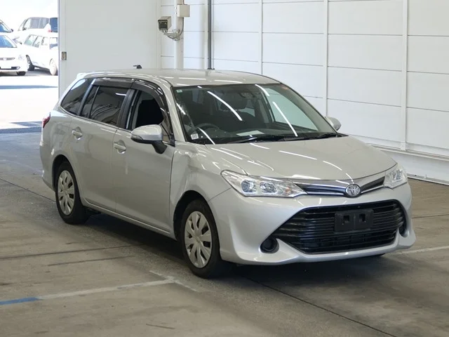 Toyota Corolla Fielder 2016