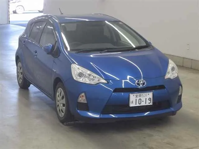 Toyota Aqua 2012